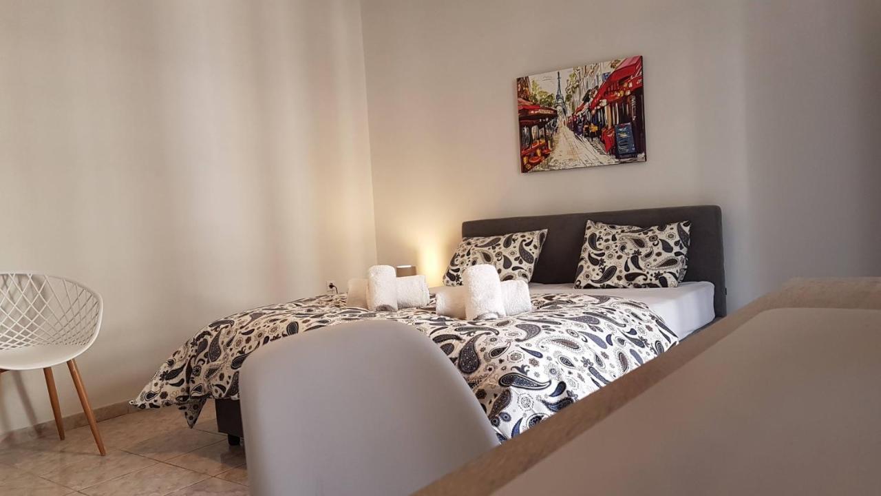 Palette Apartment Champagne - Athens Center, 6 Bd, 3 Bath Dış mekan fotoğraf