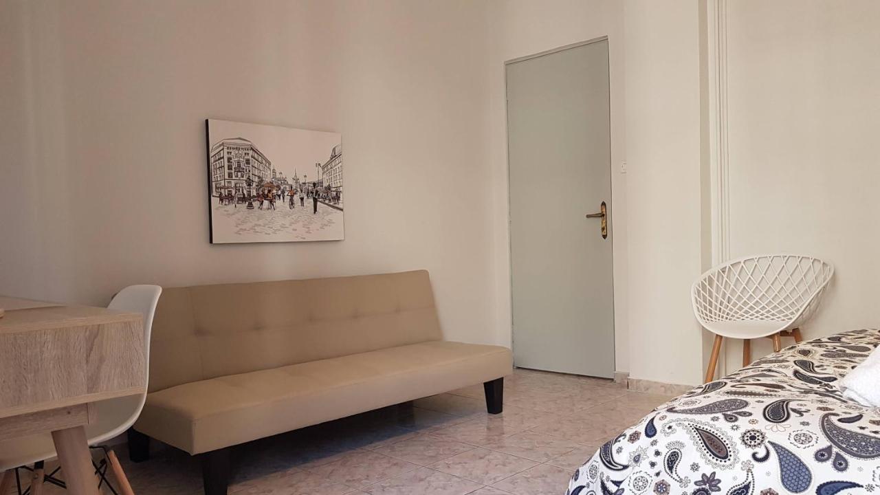 Palette Apartment Champagne - Athens Center, 6 Bd, 3 Bath Dış mekan fotoğraf